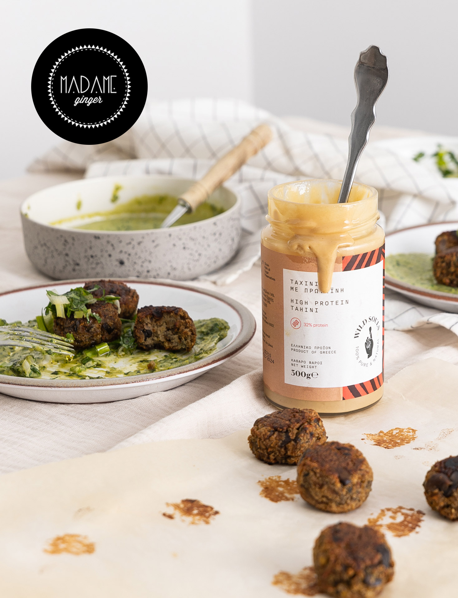 Κεφτεδάκια Μελιτζάνας με Αρωματική Σως Ταχινιού