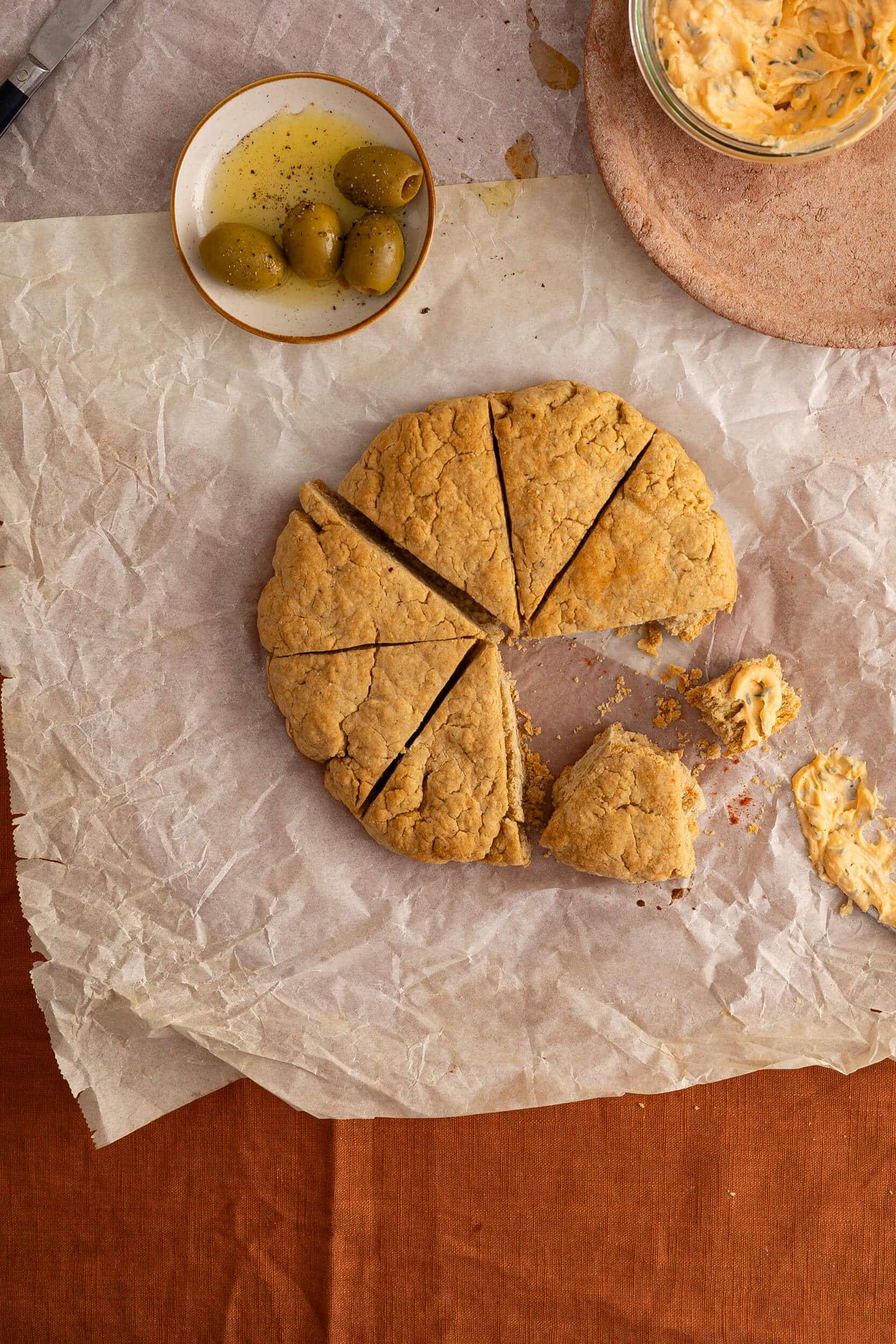 Αλμυρά Scones με Tαχίνι